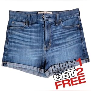 Hollister Jean‎ Denim Short Size 5/27